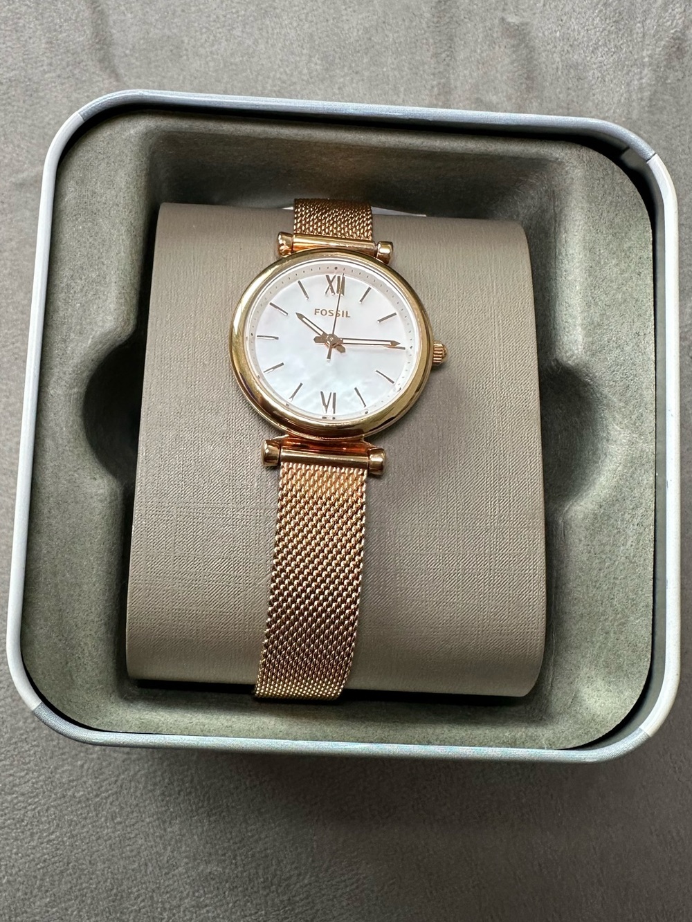 Fossil Women's Mini Carlie Rose Gold Mesh Bracelet Watch 28mm - Picture 3 of 5